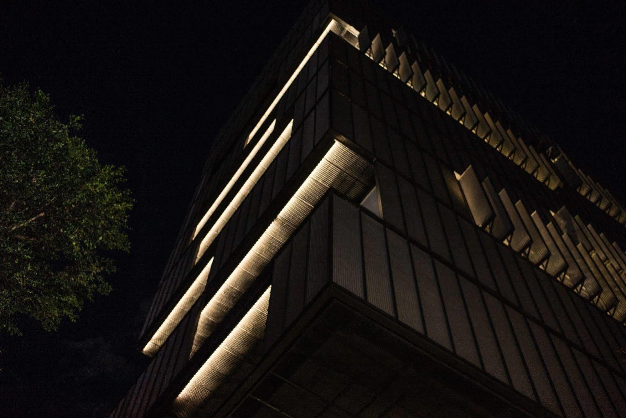 Hotel Proverbs Taipei Bagian luar foto