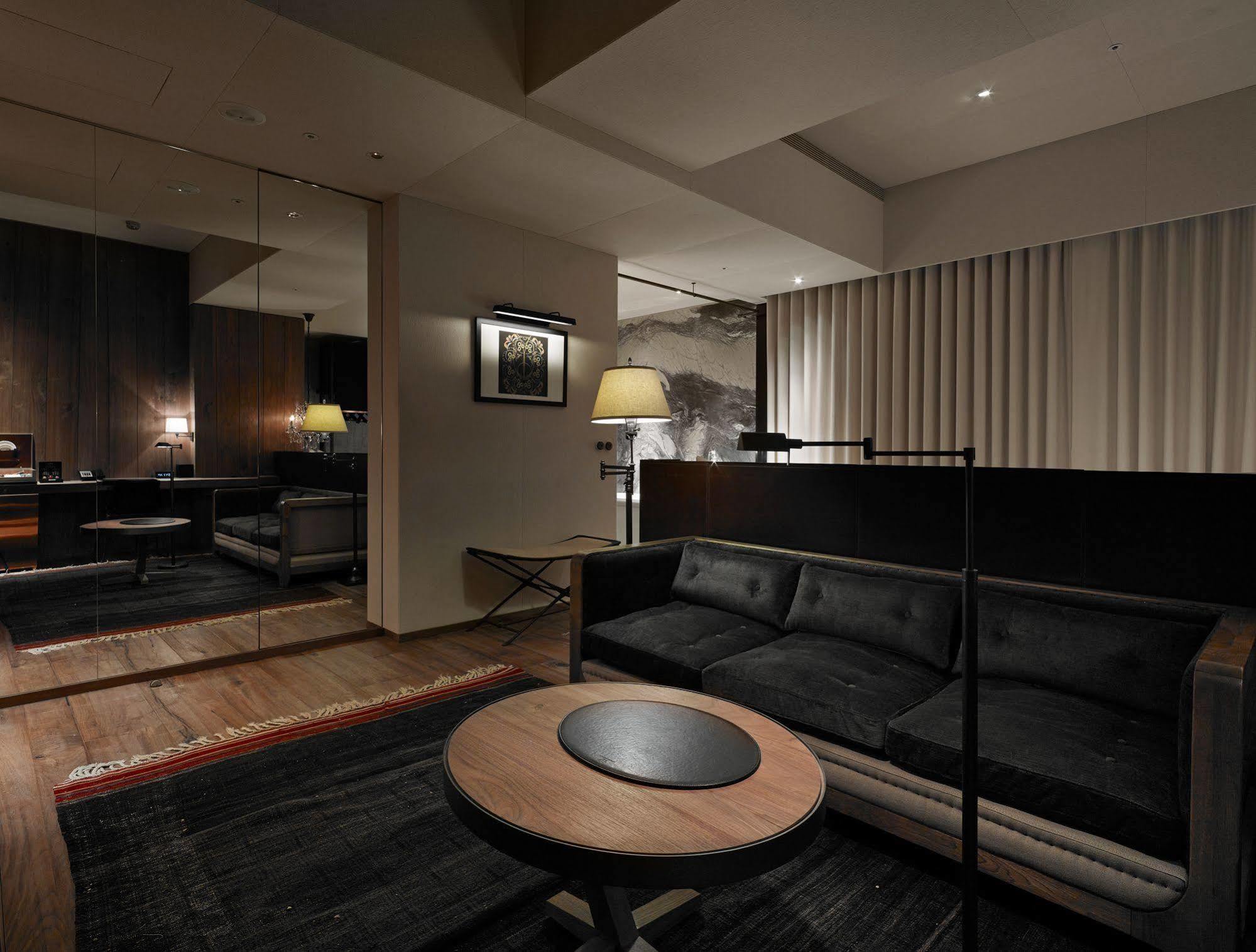 Hotel Proverbs Taipei Bagian luar foto